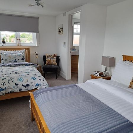 Viva Guest House Клактон-он-Сі Номер фото